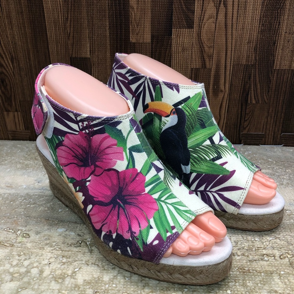Sundias Women's Wedge espadrille Floral Size 6.5